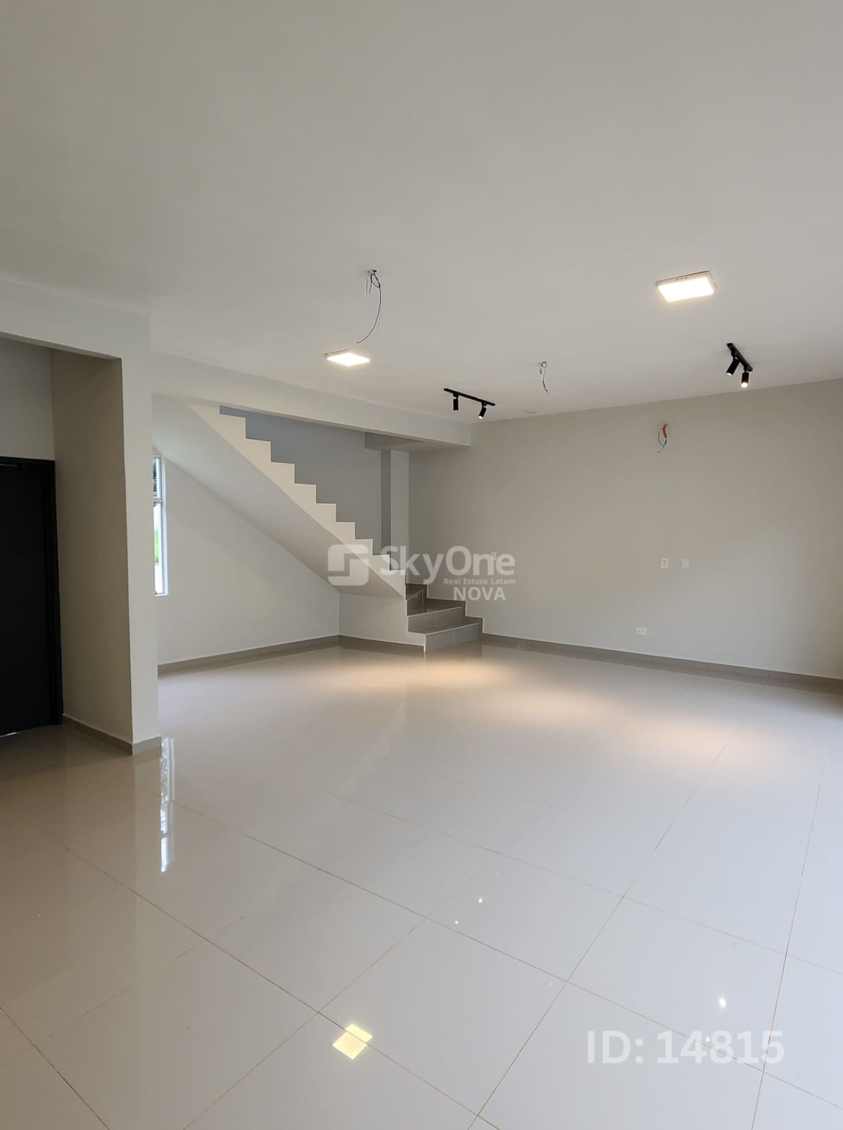 Duplex a estrenar en Lambaré - Zona Yacht, foto 3