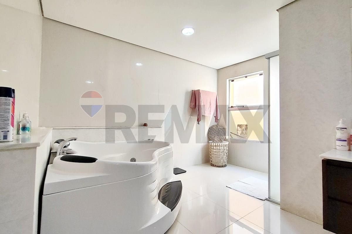 Casa - Venta — foto 3
