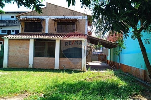 Alquilo casa de 2 plantas en Fernando de la Mora
