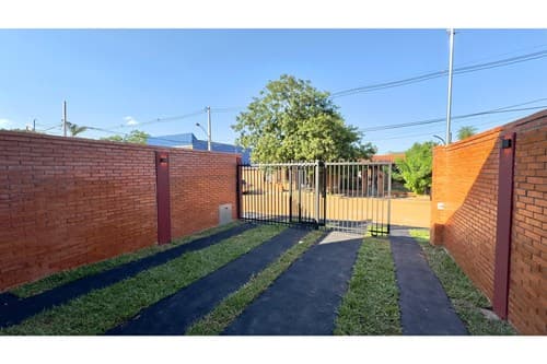Hermoso y compacto chalet a estrenar en el barrio Cañadita Ñemby, foto 2