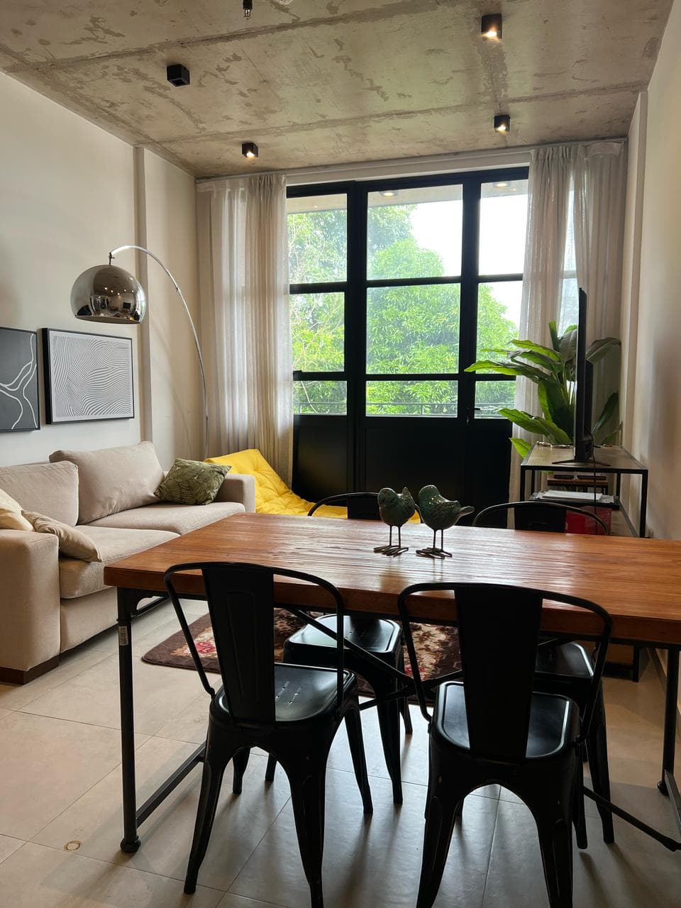 Hermoso Dpto de 2 Habit Amoblado en Edificio Boutique, foto 1