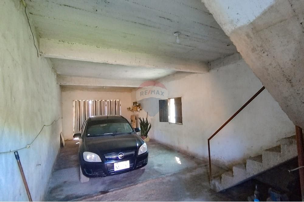 Casa de 2 Niveles en Nanawa - 345 m2 frente a Cancha Sportivo Puerto Elsa, foto 3