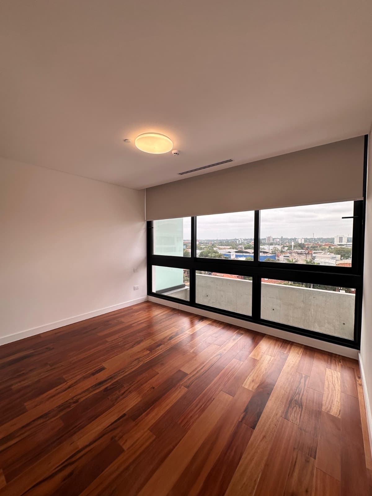 Departamento en alquiler - Barrio Ycua Sati 185m2, foto 5