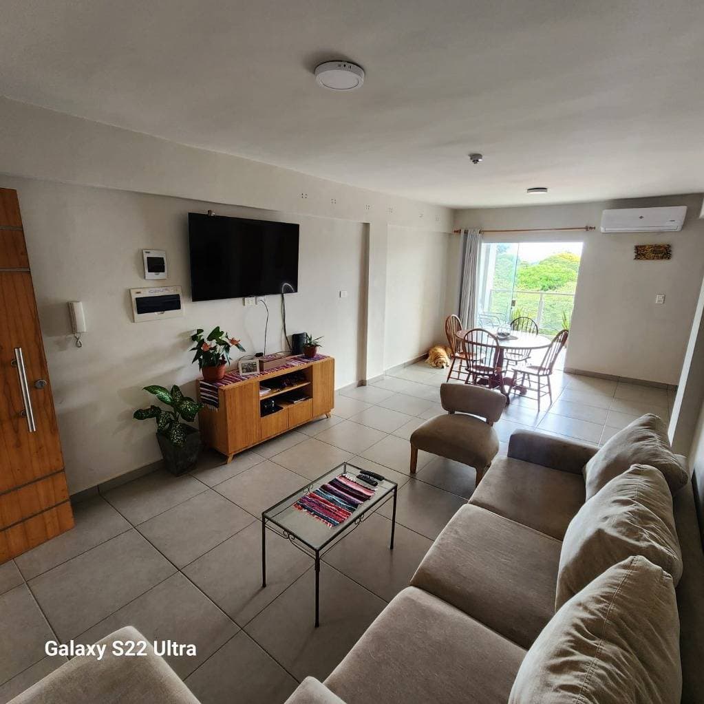 En venta departamento de 3 Dormitorios en ciudad de Lambaré, foto 5