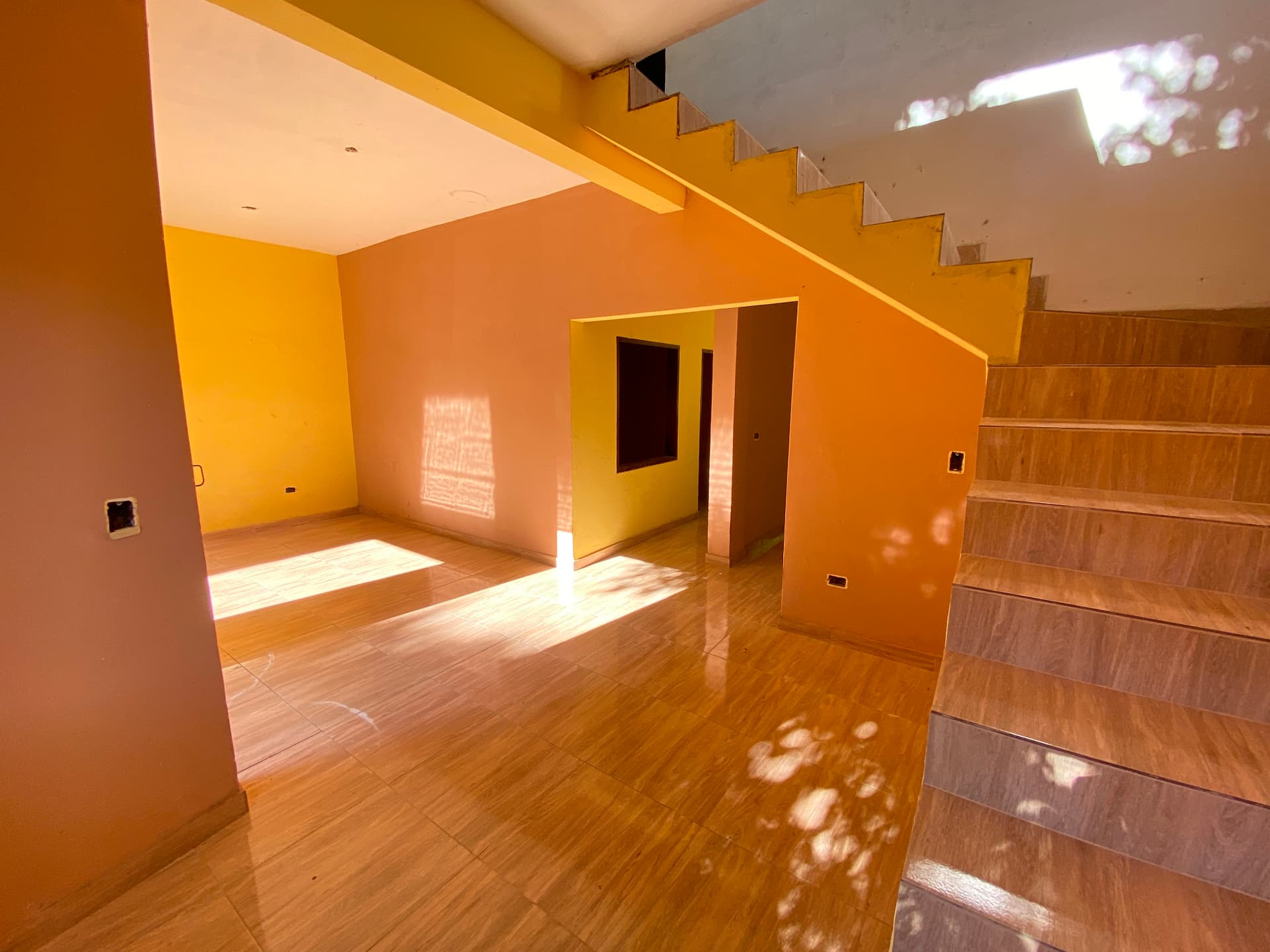 En venta terreno + casa a terminar - Lambaré, foto 5