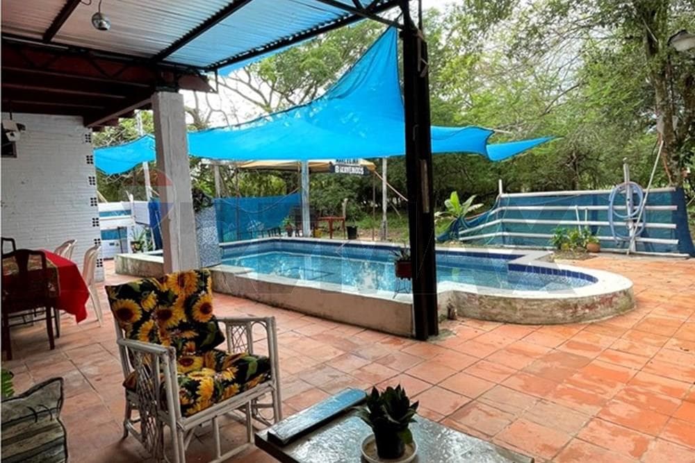 Casa a refaccionar en ypacarai condominio miralago, foto 1