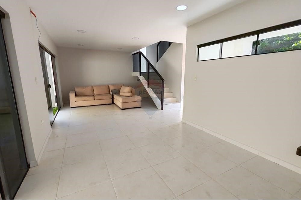 Duplex a esttrenar en lambare san isidro, foto 4
