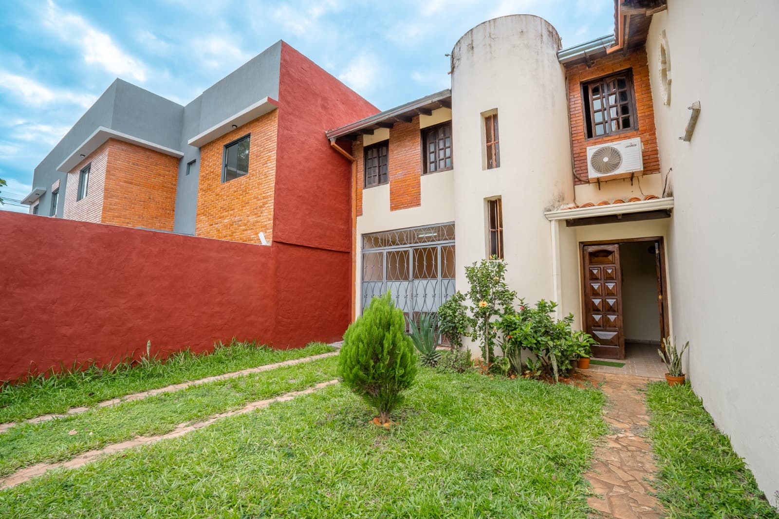 Oferta. Casa a precio de terreno en mburucuyá. Asuncion, foto 2