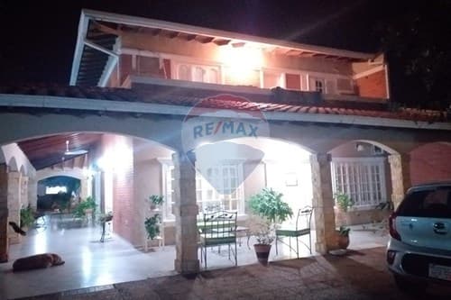 Amplia Casa en Asunción Barrio Sajonia, foto 4