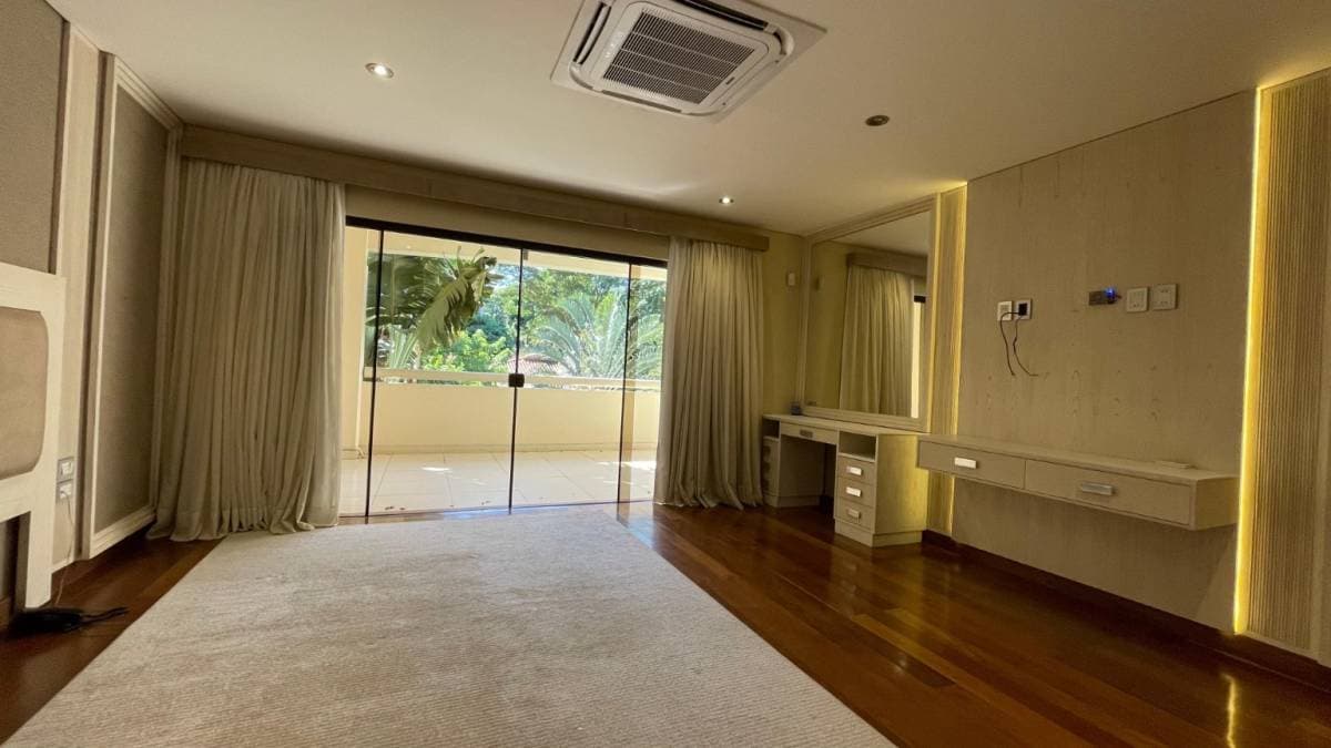 Amplia residencia con 5 suites a pasos del shopping del sol, foto 1