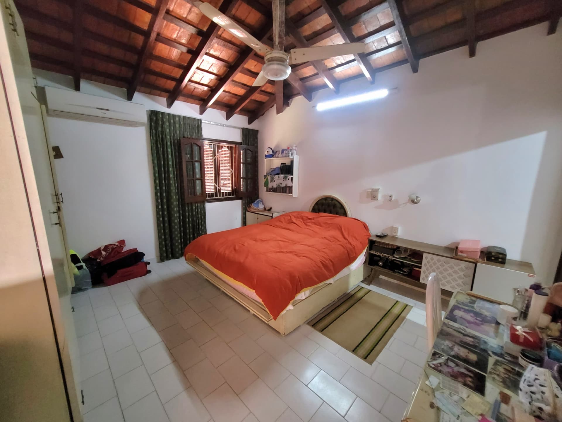 Residencia en Venta en San Vicente! Ideal para Vivienda u Oficina