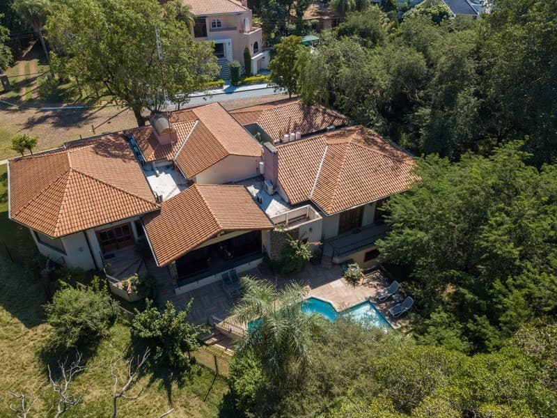 Vendo residencia premium en el yacht y golf club dentro de un barrio cerrado