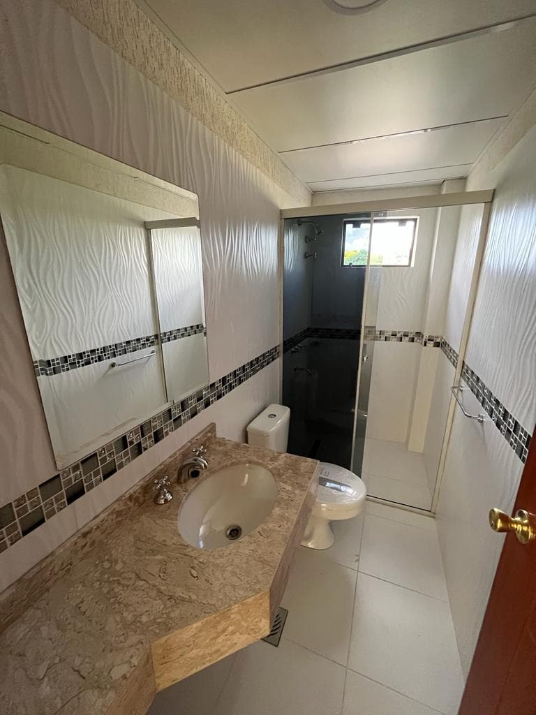 hermoso departamento amoblado, en Ykua Satí a pasos del shopping del Sol, foto 2