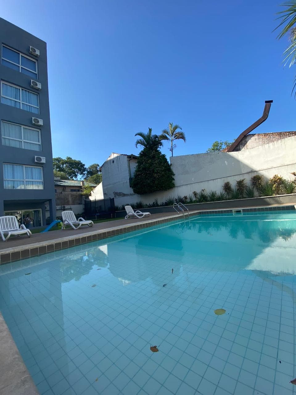 Villamorra en alquiler departamento de 2 dormitorios totalmente amoblado — foto 1