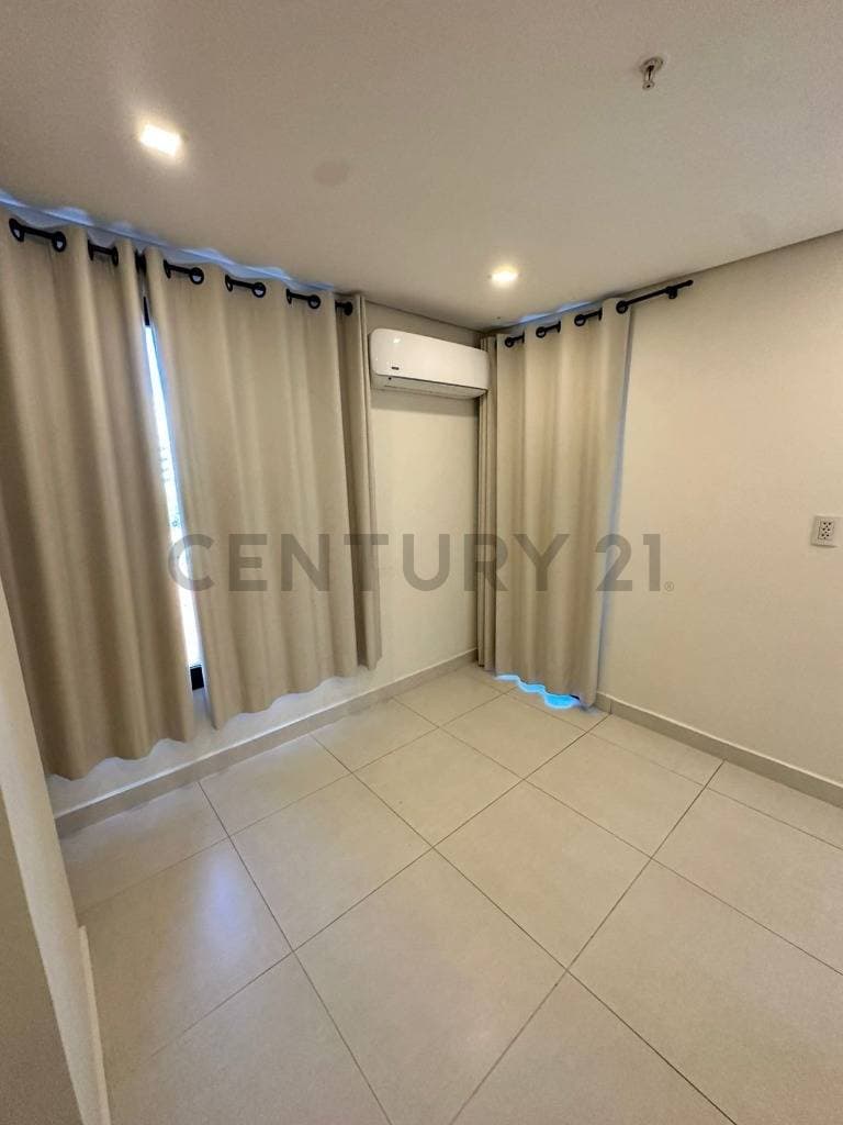 Departamento en alquiler en Villa Frieda, foto 4