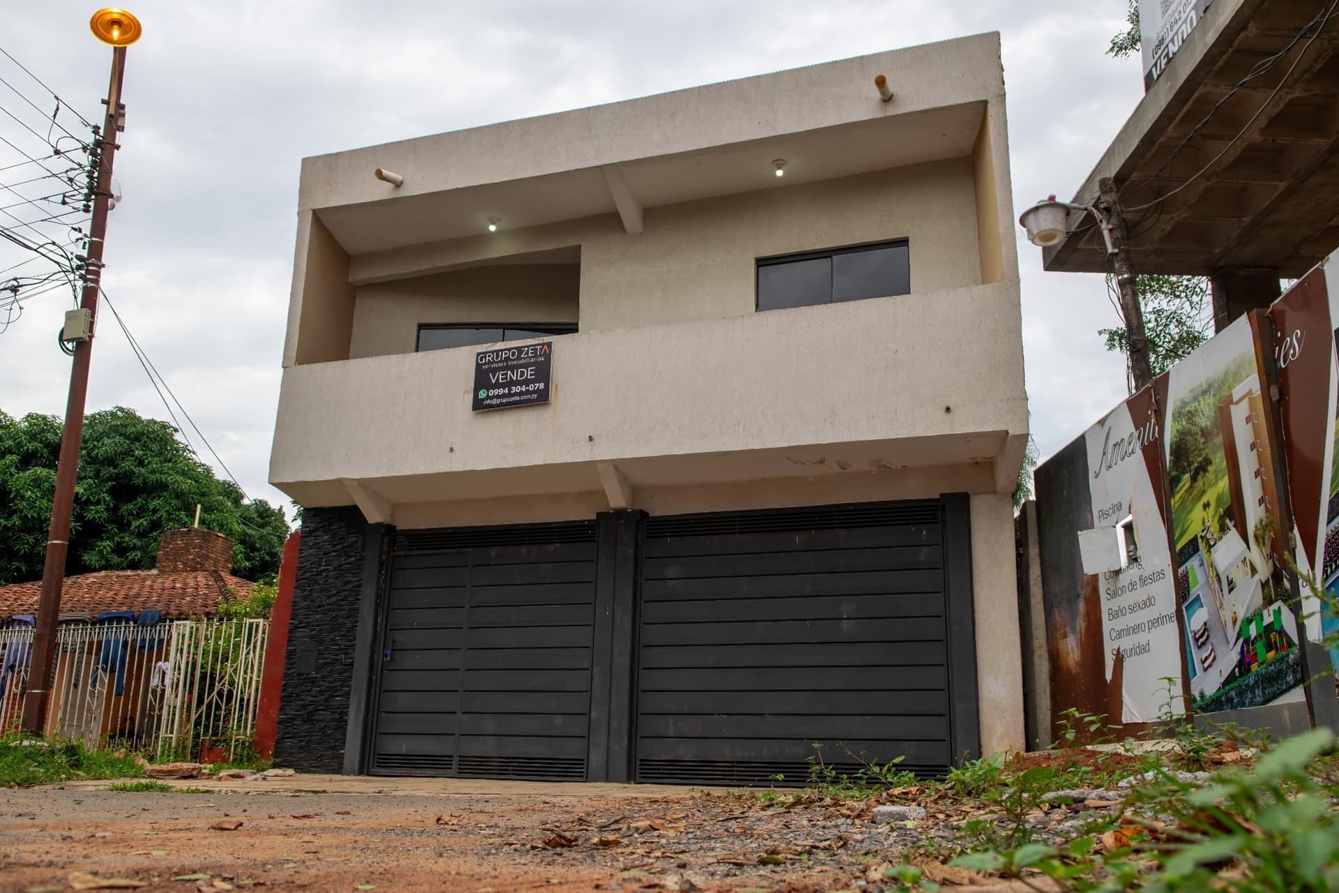 Vendo Casa En Luque - 4 Dormitorios En Segundo Barrio