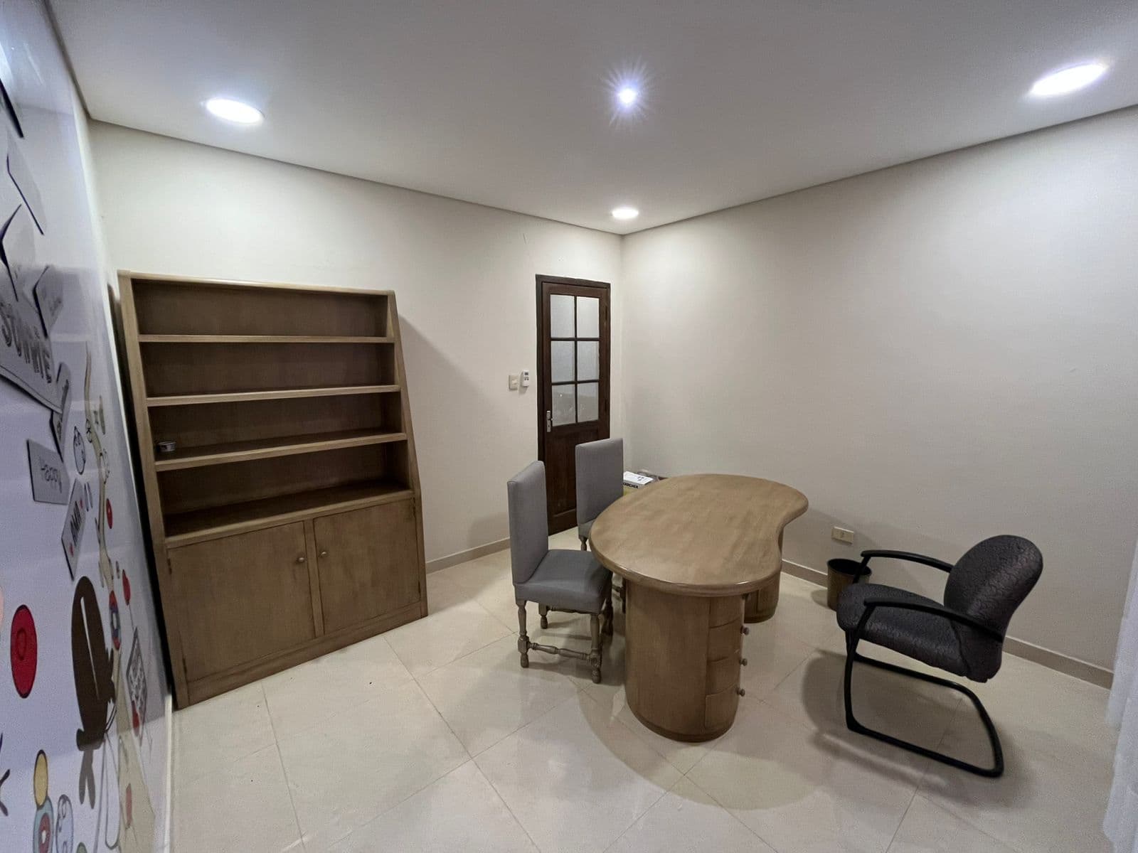 Oficina Profesional Barrio Mburicaó, foto 5