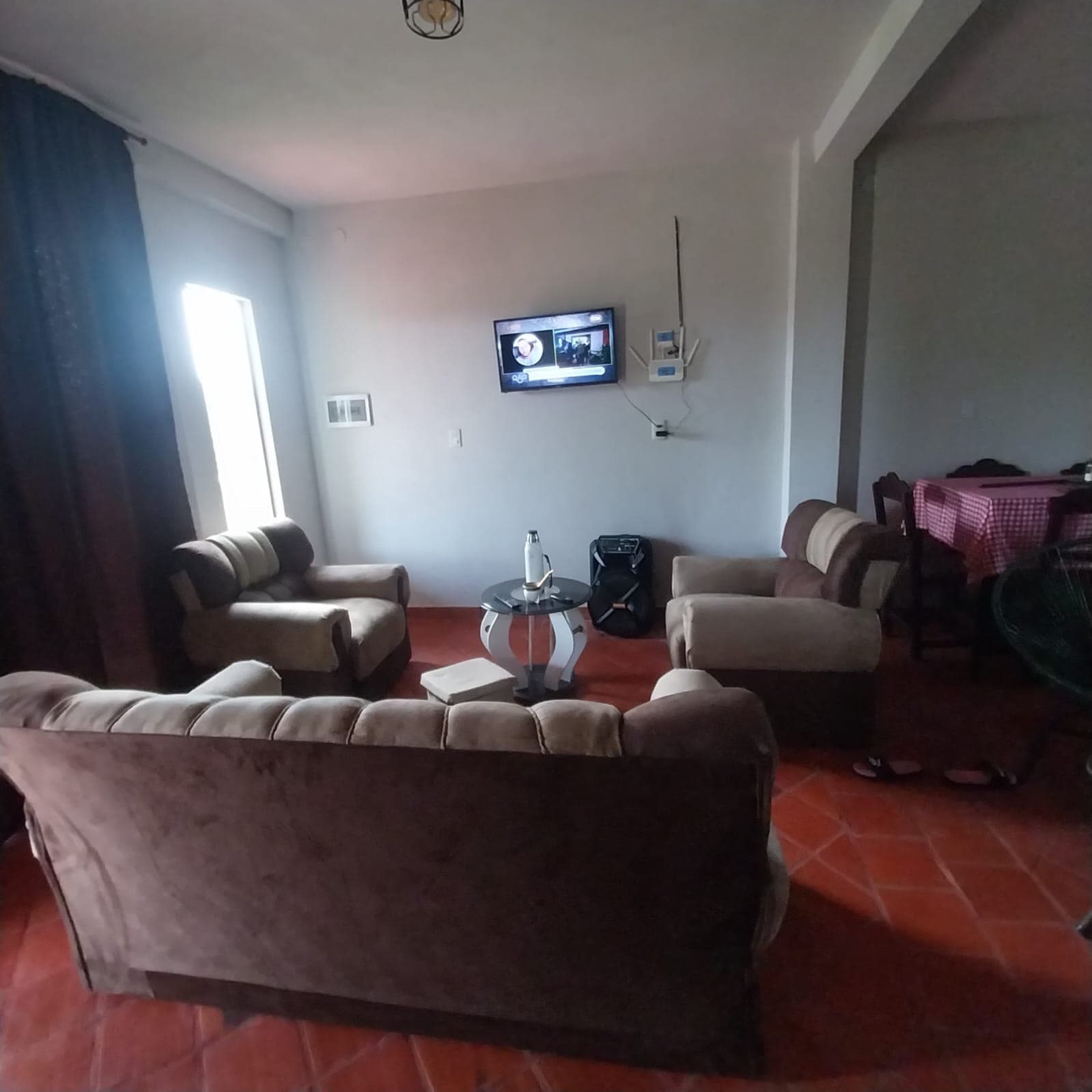 Hermosa casa alpina en la ciudad de altos — foto 3