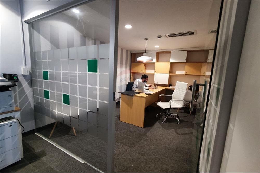 Oficina en Villa Morra edificio atrium, foto 5