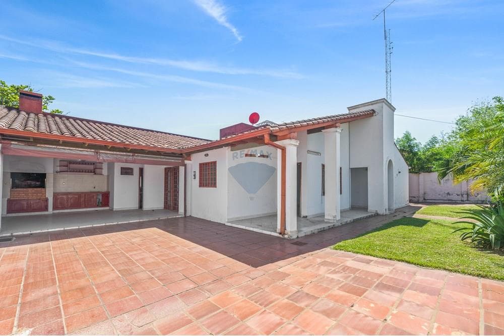 Vendo casa a 50 metros de Av Mariscal López, Fernando de la Mora