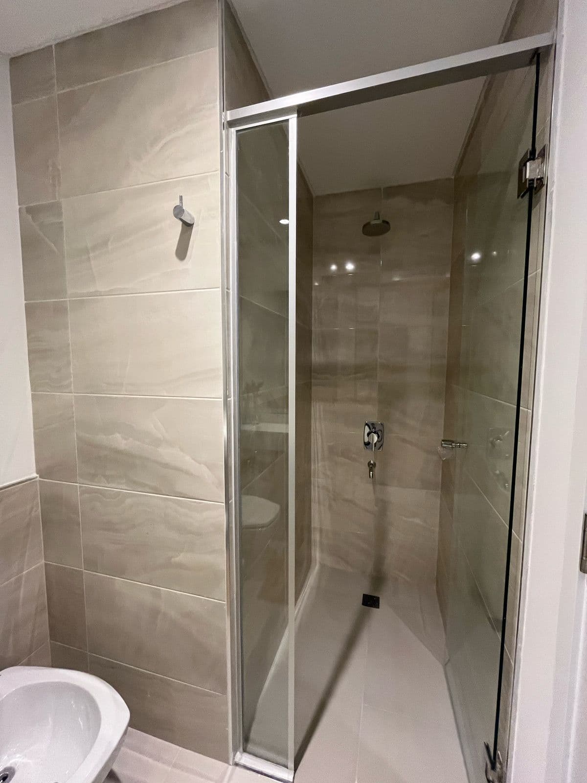 Departamento 2 dormitorios finamente amoblado - zona boggiani, foto 2