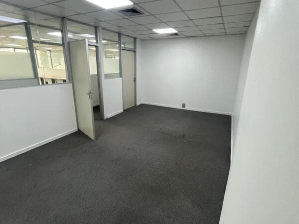 de Oficina Corporativa sobre Av. España Edificio Urano I — foto 3