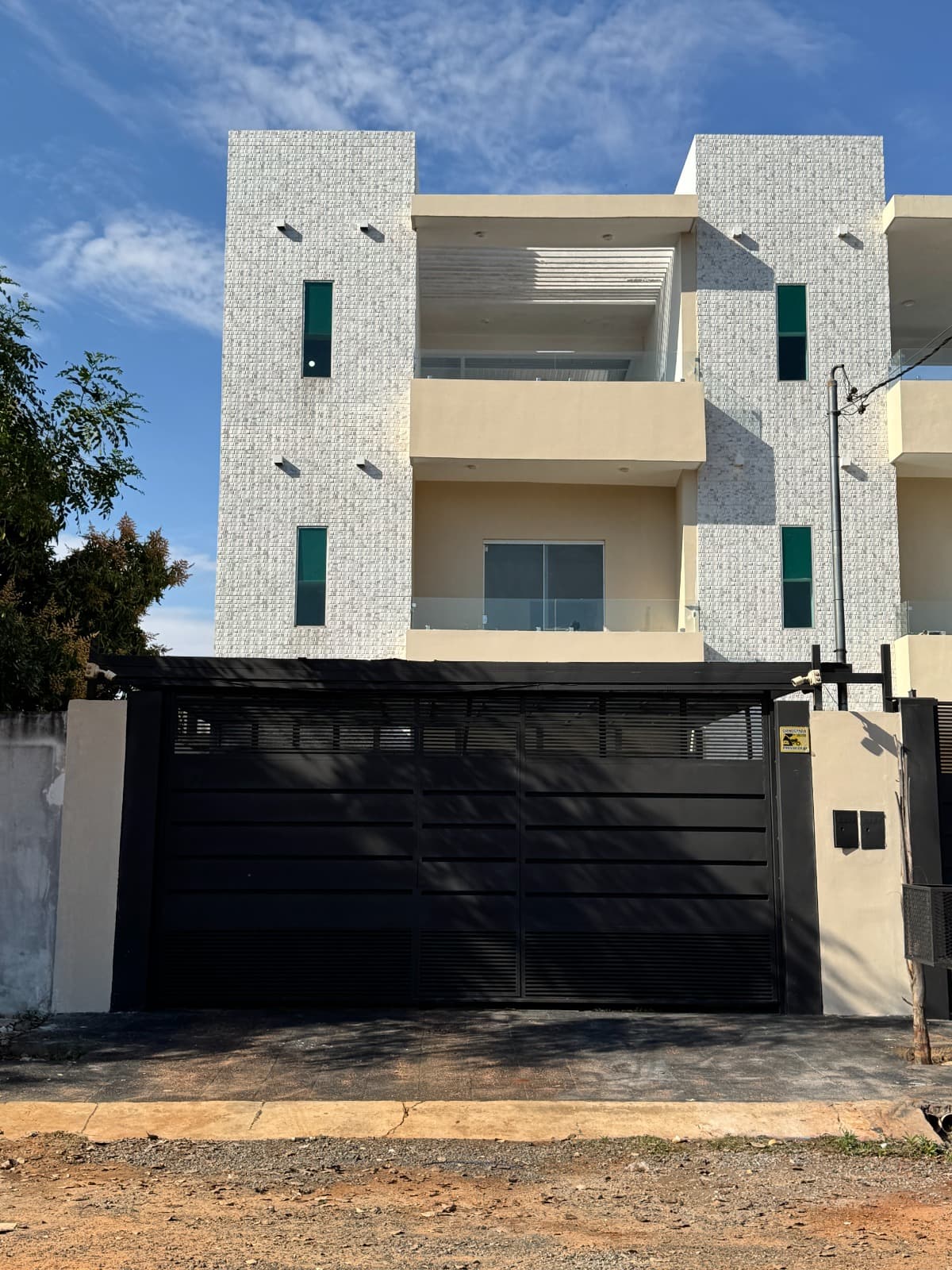 Alquiler – Moderno Dúplex Zona Rakiura -loma Merlo