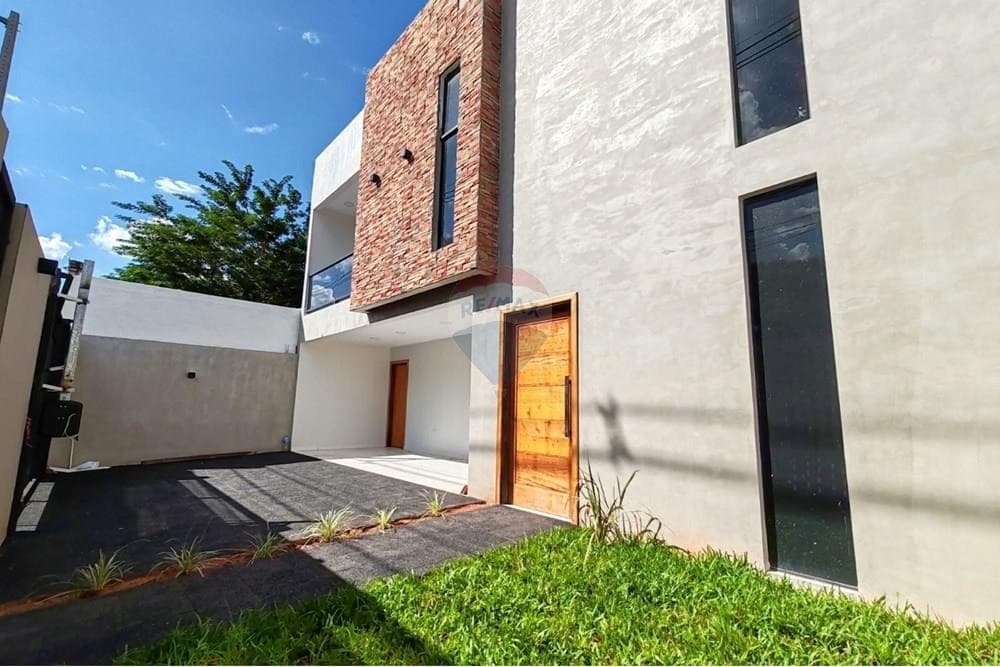En Venta Dúplex Lambaré, foto 1