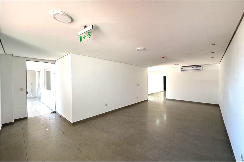 ????✨ amplio local comercial con oficinas y patio – barrio ciudad nueva ✨????, foto 4