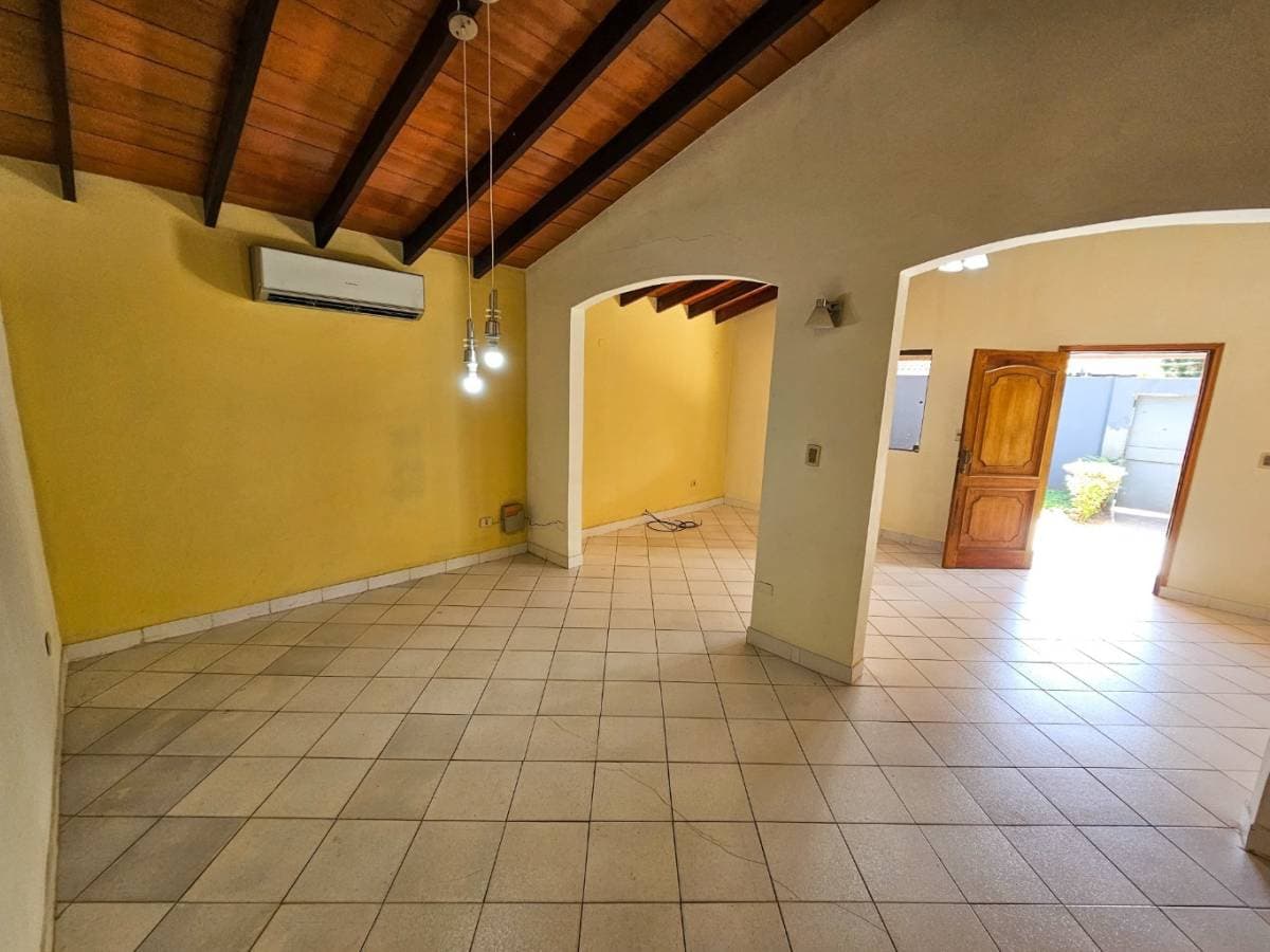 Casa en el centro de lambare, foto 5