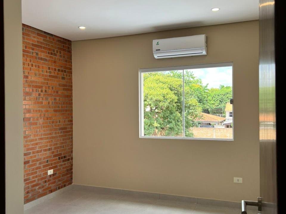 Duplex en jardin de oro - Luque — foto 2