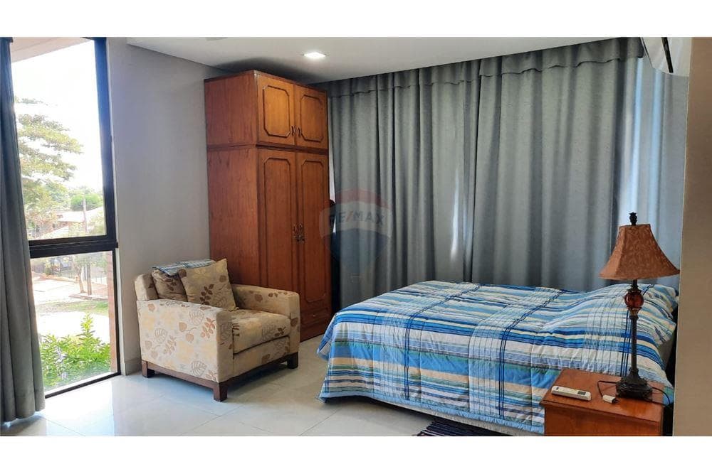 Increíble casa en lambare, foto 5
