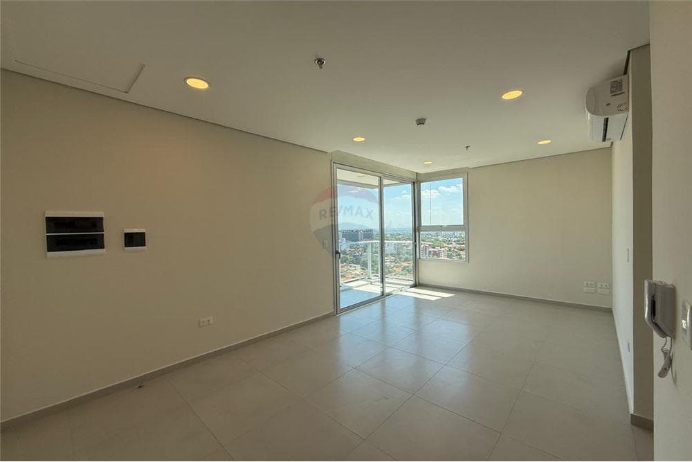 Departamento de 1 dormitorio + cochera en home del sol — foto 2