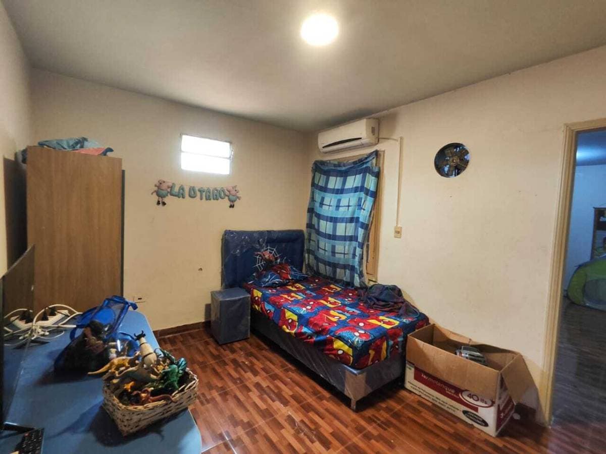 Casa de tres plantas en asuncion con muy buena ubicación. - id 32854, foto 5