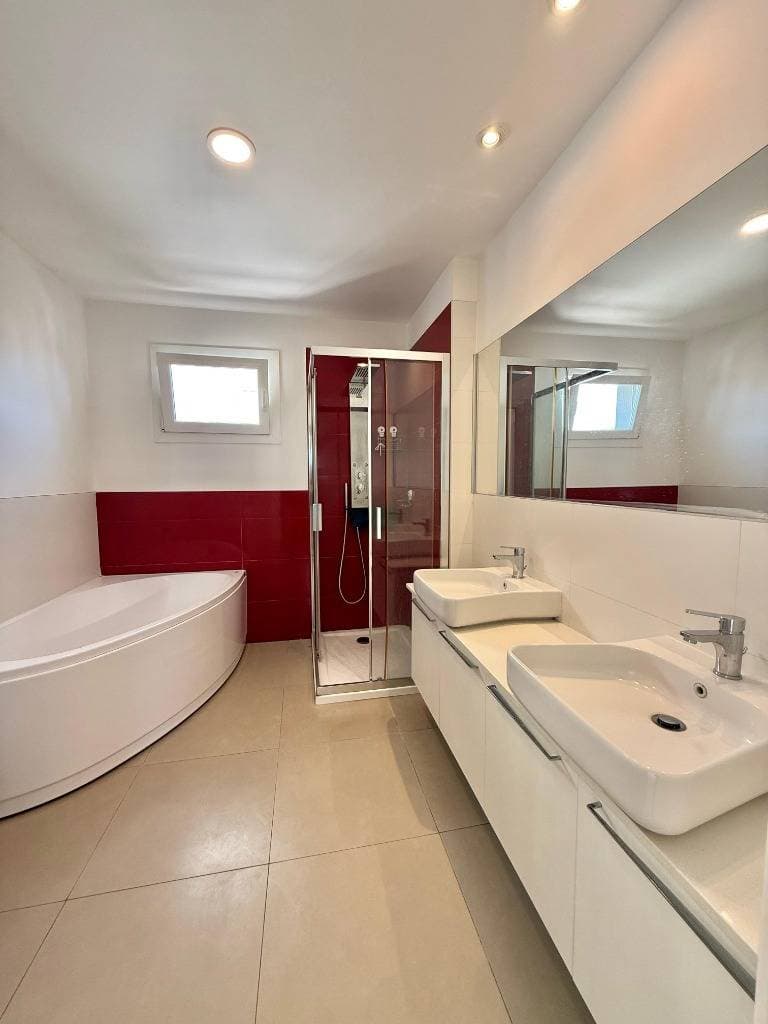 Departamento premium de 3 suites – Edificio Trieste, foto 4