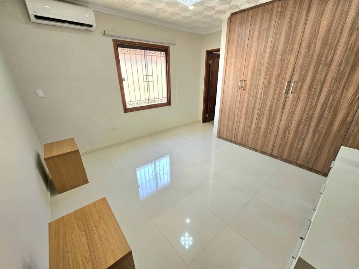 Casa de 3 habitaciones en el barrio ycua sati, foto 4