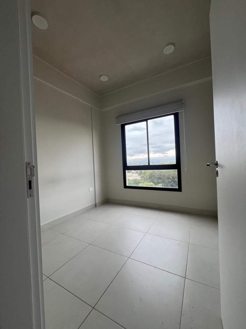 Departamento Dormitorio Zuba 8Fernando de la Mora, foto 4