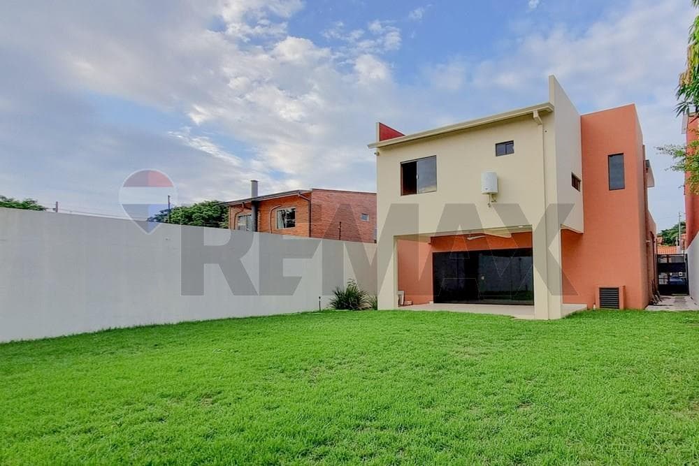 Casa en Fernando de la Mora zona Sur, foto 3