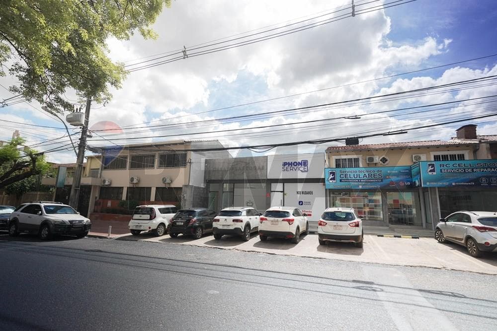 En venta 3 locales comerciales en terreno de 500m2