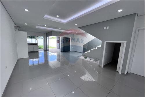Duplex-Venta-PY Central Luque COD.134, foto 5