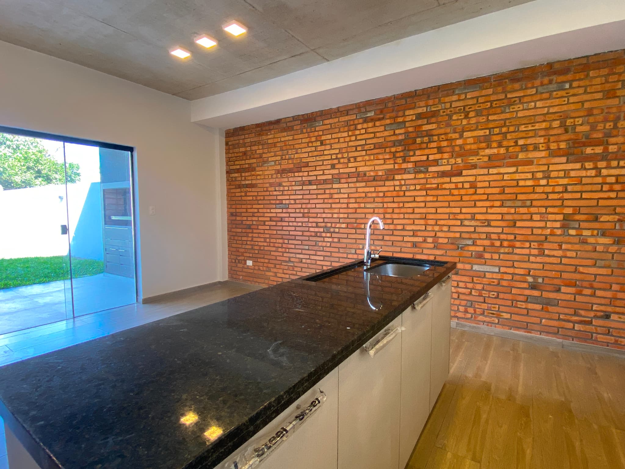 Duplex A Estrenar En Luque Barrio Laurelty — foto 4