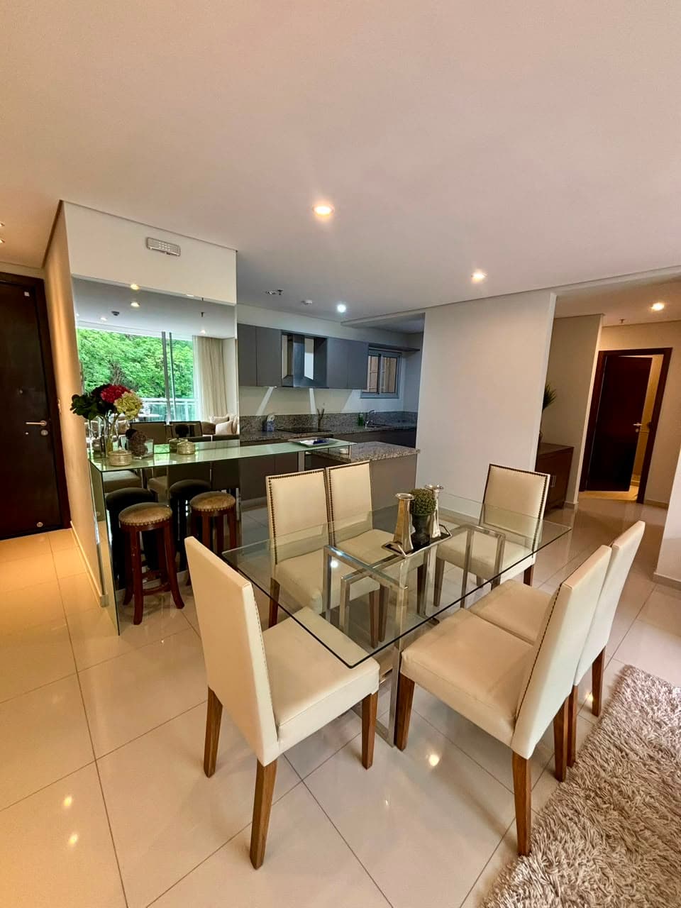En alquiler | departamento totalmente amoblado | barrio Villa Morra, foto 4