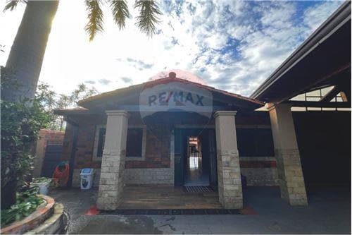 Casa en venta, lambare, foto 2