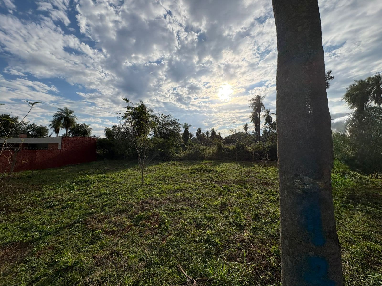 – Terreno en Areguá con vista al Lago Ypacaraí, foto 1
