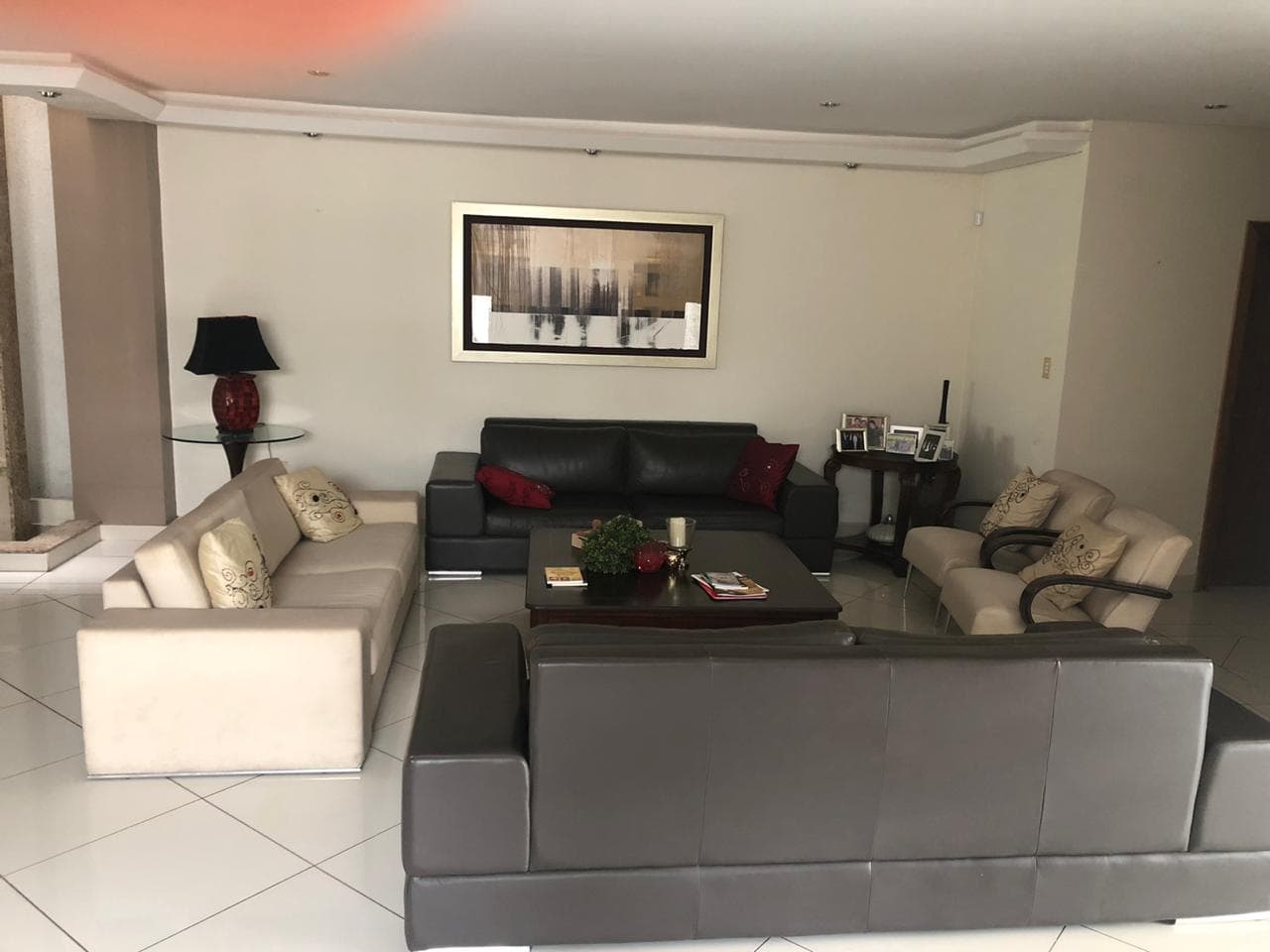 Alquiló Casa Moderna Zona Los Laureles, foto 1