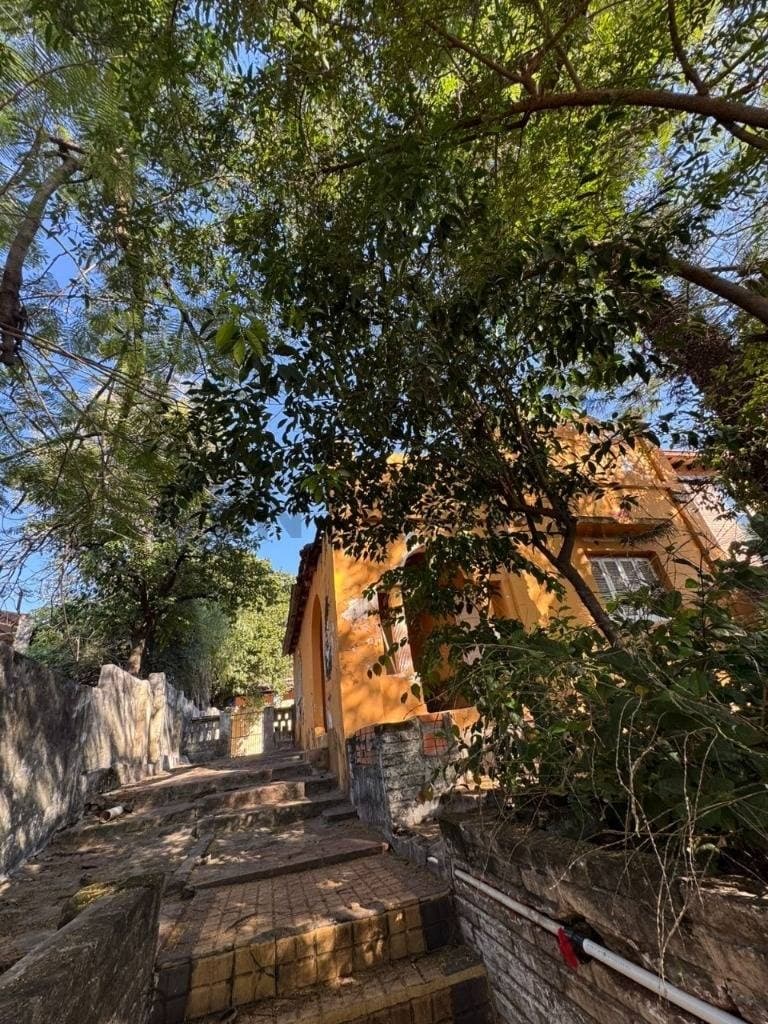 Venta de propiedad a refaccionar o demoler