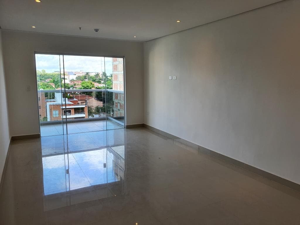 Hermoso Dpto de 2 Habit en Zona Molas Lopez — foto 1