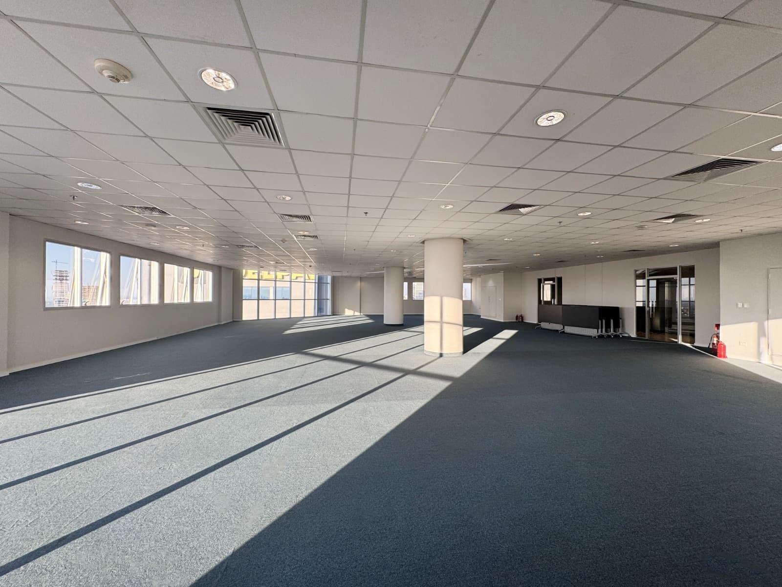 En alquiler | Oficina corporativa en WTC Asunción Torre 2 - Piso 20, foto 4