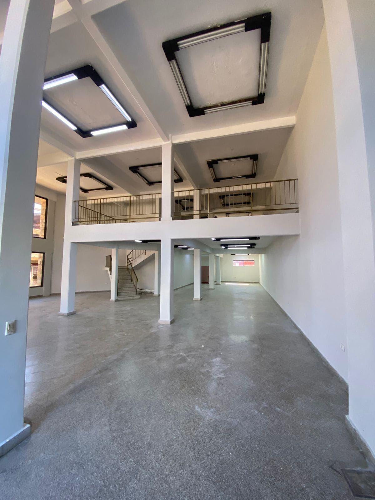Local Comercial en alquiler ubicado en Zona Sur, foto 3