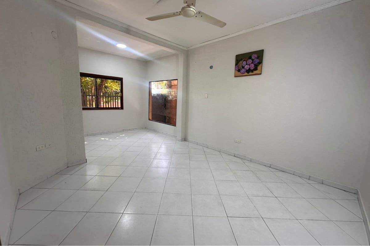 Casa-Alquiler-Manuel Dominguez, Valle Apu'a II, Lambaré, Central, foto 3